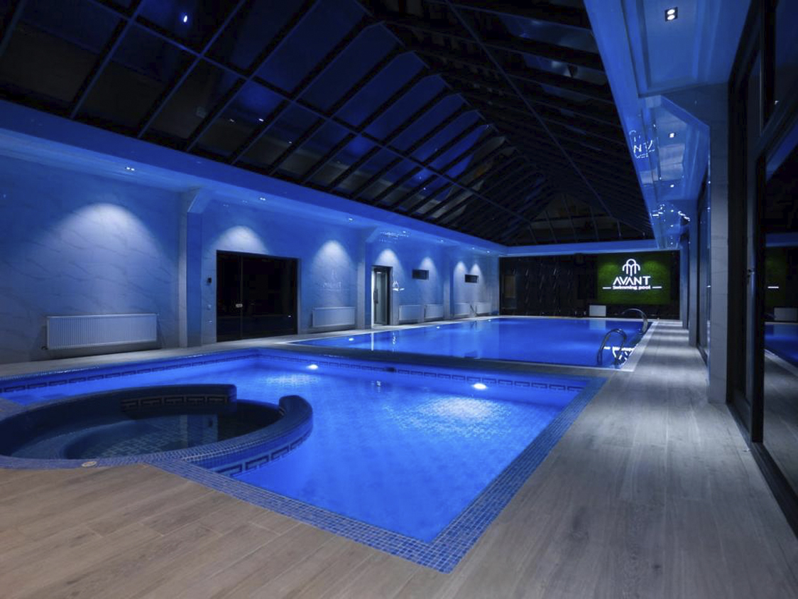 Avant Wellness Hotel Pool & Spa portfel rasmi